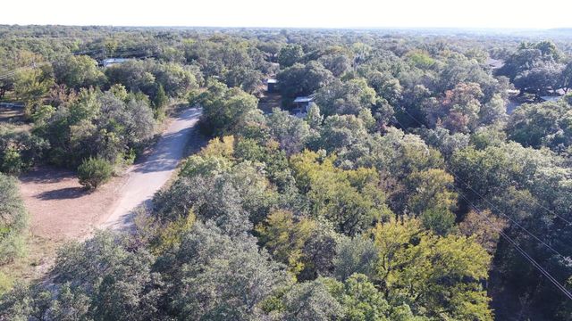 6908 Clover Leaf Drive, Brownwood, TX 76801