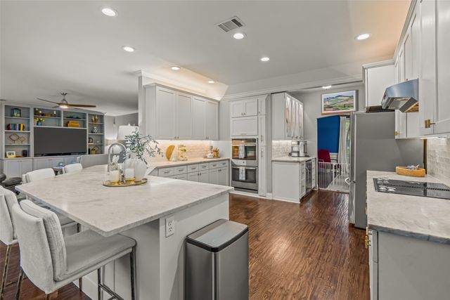 109 Churchill Circle, Southlake, TX 76092