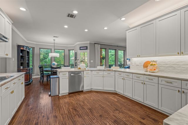 109 Churchill Circle, Southlake, TX 76092