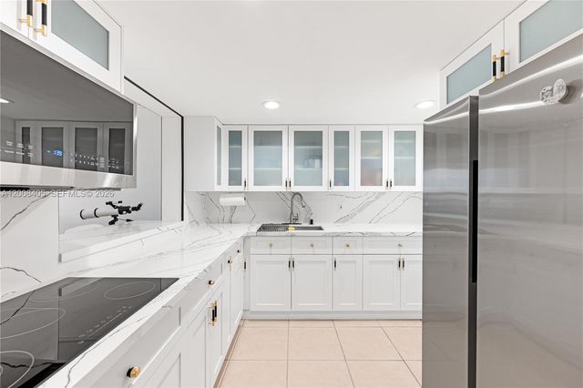 6195 Rock Island Road 503, Tamarac, FL 33319