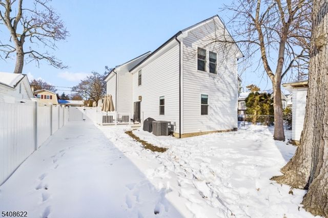 18 Mohawk Ave, Parsippany-troy Hills Twp., NJ 07034