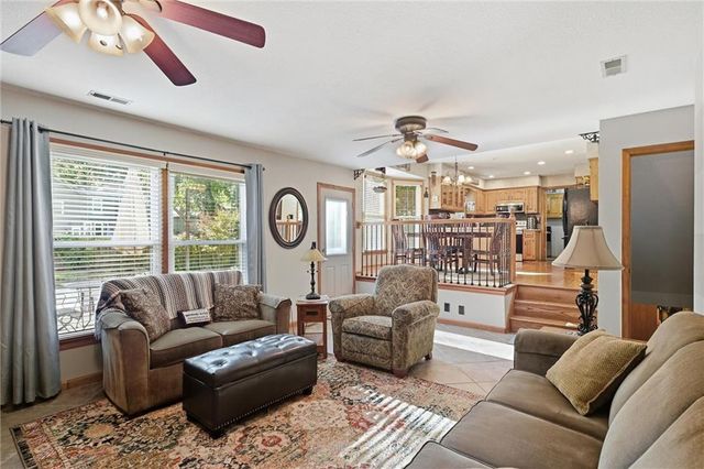 14715 S Arapaho Drive, Olathe, KS 66062