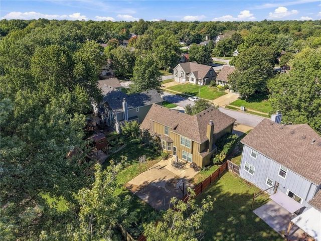 14715 S Arapaho Drive, Olathe, KS 66062