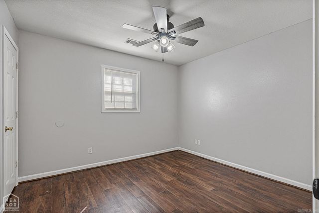 2802 N 4th Street, Paragould, AR 72450