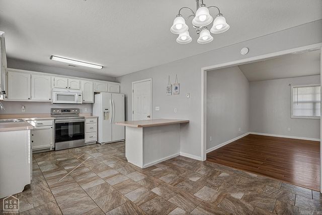 2802 N 4th Street, Paragould, AR 72450