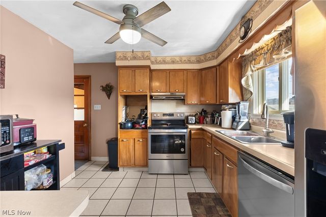 262 Quincy Lane, Tiltonsville, OH 43963