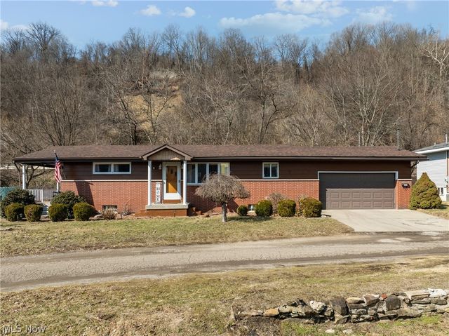 262 Quincy Lane, Tiltonsville, OH 43963