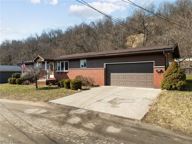 262 Quincy Lane, Tiltonsville, OH 43963