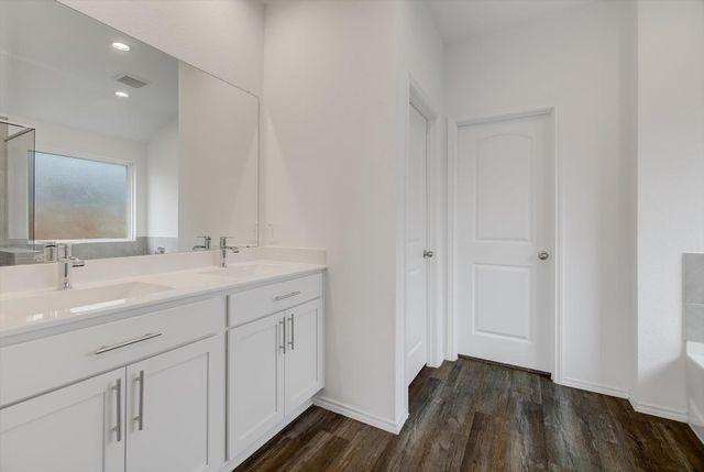 4953 Blue Beetle Ridge Drive, Katy, TX 77493