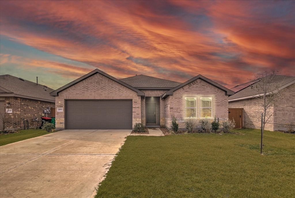 4953 Blue Beetle Ridge Drive, Katy, TX 77493