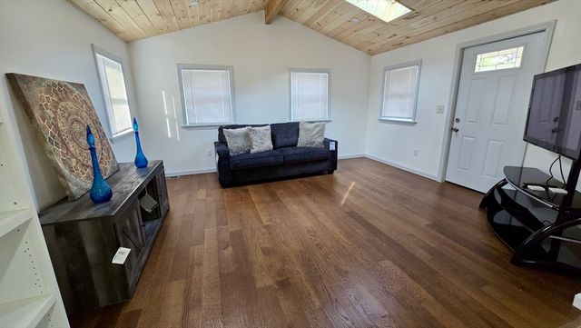 86 Comet Rd, Methuen, MA 01844