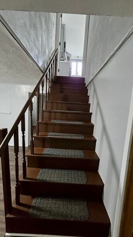 86 Comet Rd, Methuen, MA 01844