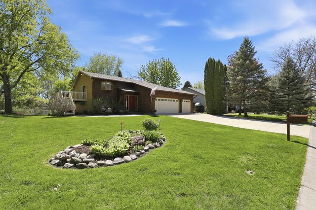 1564 Lamotte Circle, Centerville, MN 55038