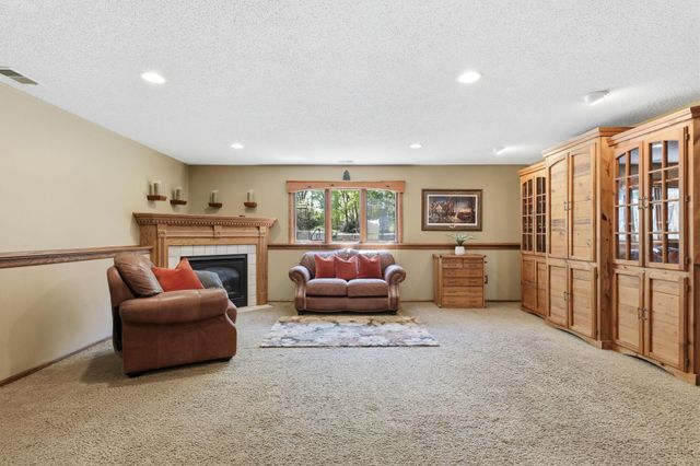 1564 Lamotte Circle, Lino Lakes, MN 55038