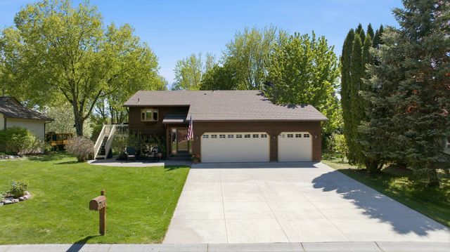 1564 Lamotte Circle, Centerville, MN 55038