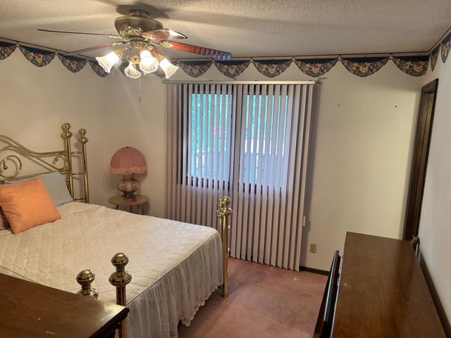 954 Liberty Lane, Fairmont, MN 56031