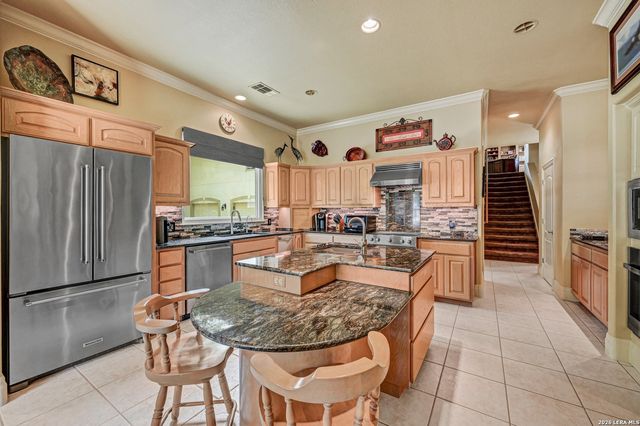 29745 S Mellow Wind Dr., Fair Oaks Ranch, TX 78015