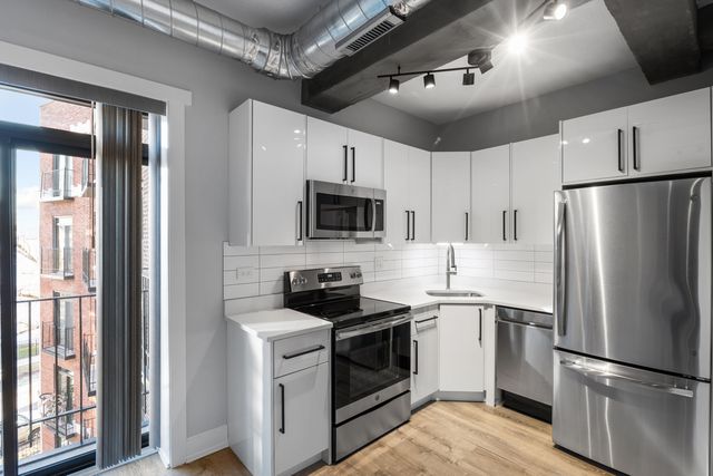 7645 N SHERIDAN Road 511, Chicago, IL 60626