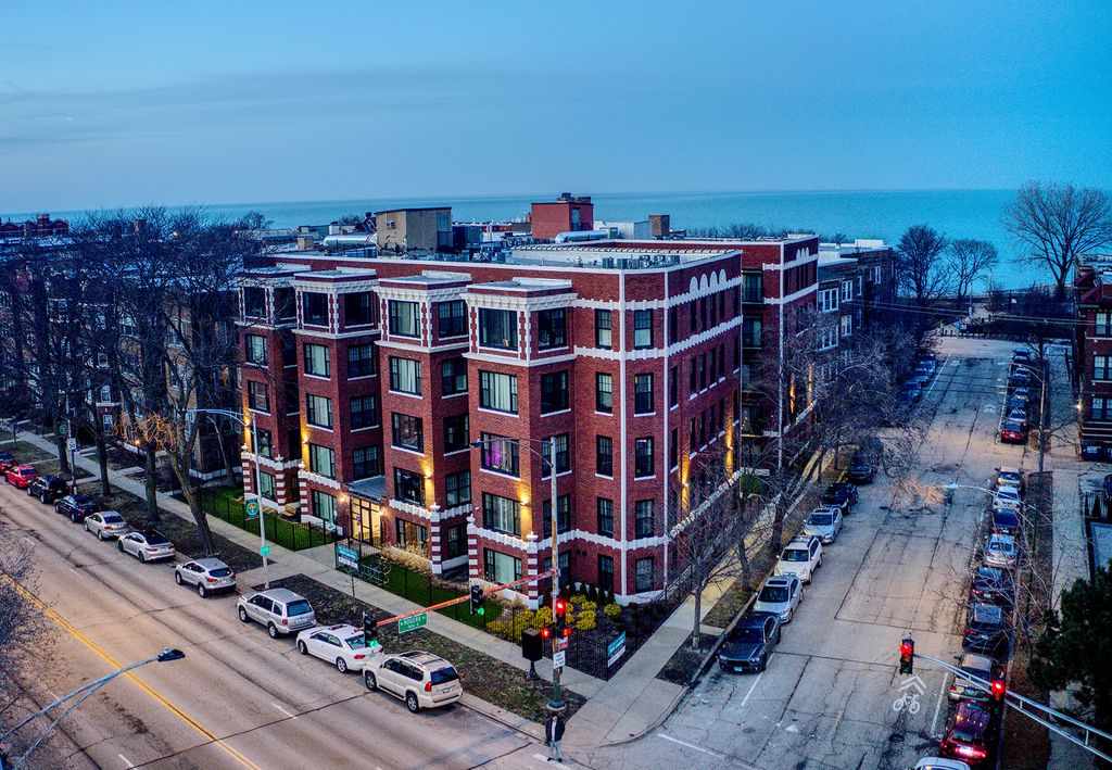 7645 N SHERIDAN Road 511, Chicago, IL 60626