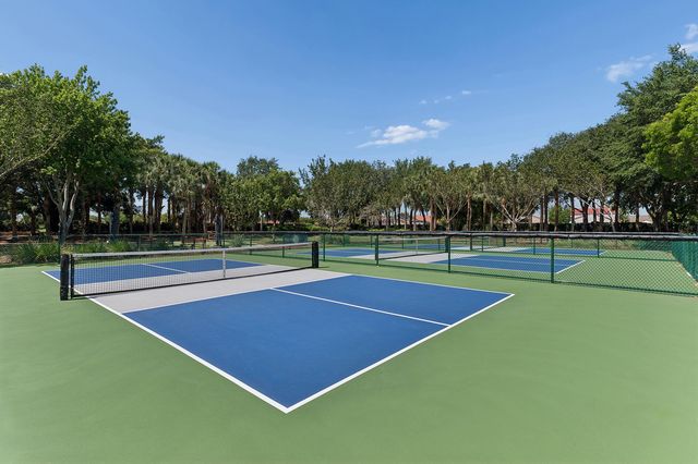 5318 Vernio Lane, Boynton Beach, FL 33437