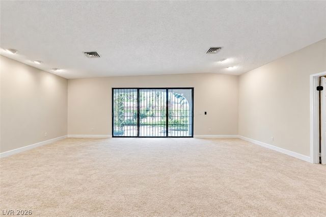 3016 Calle De Laredo, Las Vegas, NV 89102
