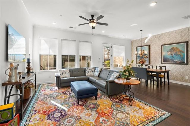 250 Walker Avenue, Roswell, GA 30076