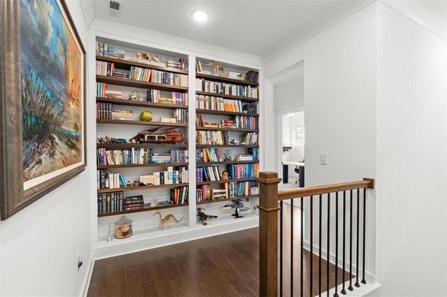 250 Walker Avenue, Roswell, GA 30076