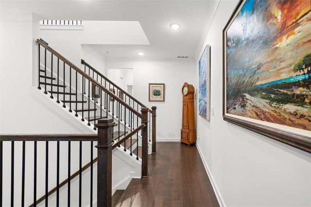 250 Walker Avenue, Roswell, GA 30076