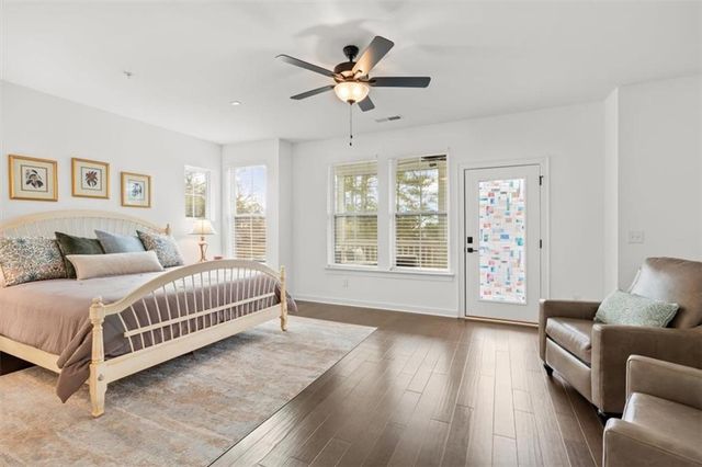 250 Walker Avenue, Roswell, GA 30076