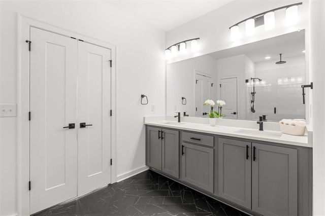 250 Walker Avenue, Roswell, GA 30076