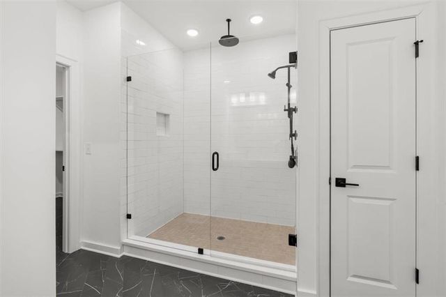 250 Walker Avenue, Roswell, GA 30076