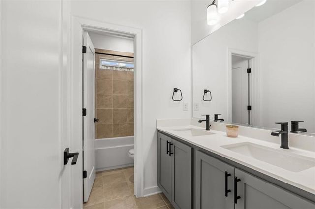 250 Walker Avenue, Roswell, GA 30076