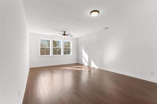 250 Walker Avenue, Roswell, GA 30076