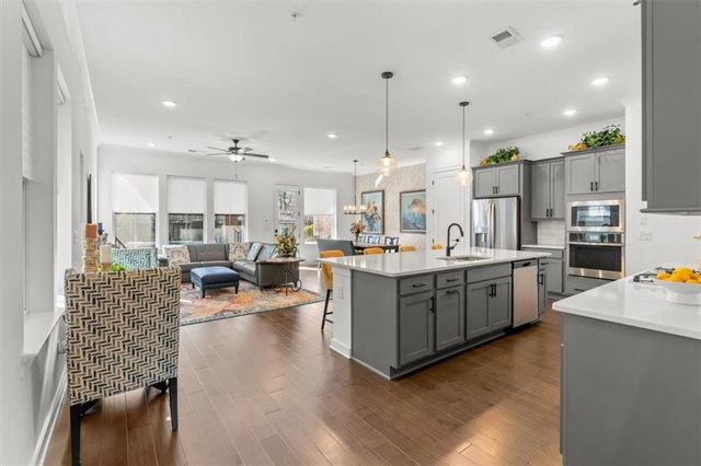 250 Walker Avenue, Roswell, GA 30076