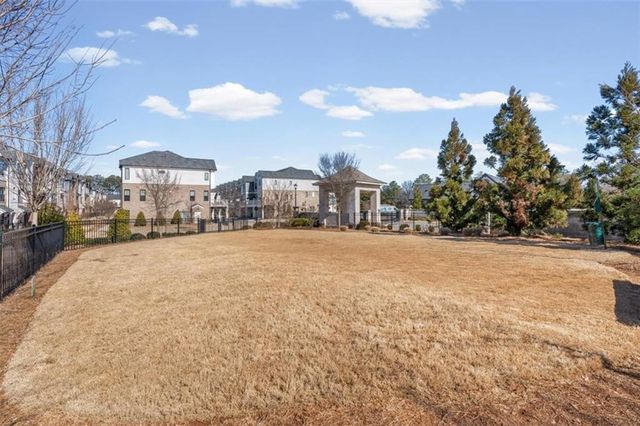 250 Walker Avenue, Roswell, GA 30076