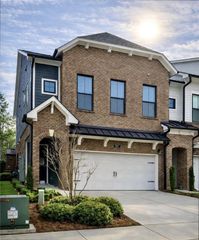 250 Walker Avenue, Roswell, GA 30076