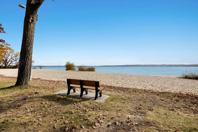 2001 Chippewa Street, Traverse City, MI 49686