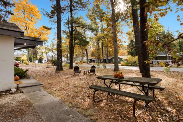 2001 Chippewa Street, Traverse City, MI 49686