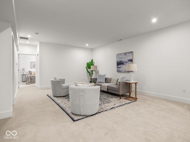 2135 N New Jersey Street, Indianapolis, IN 46202