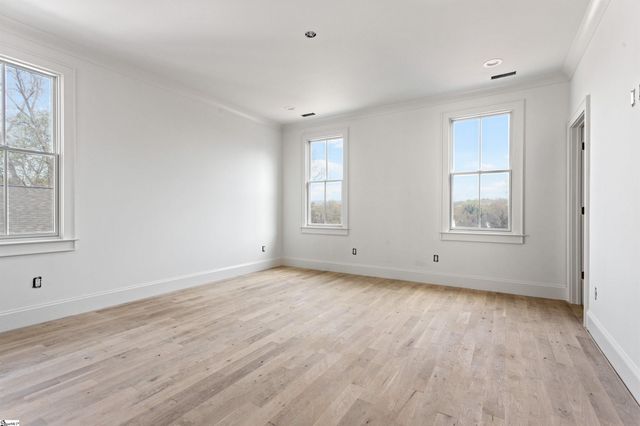 210 W Mountainview Avenue, Greenville, SC 29609