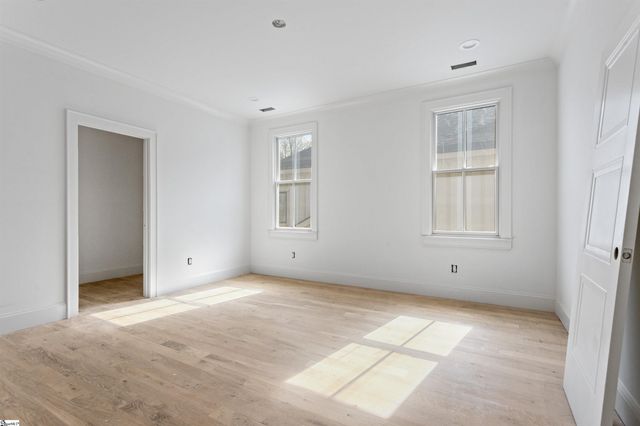 210 W Mountainview Avenue, Greenville, SC 29609
