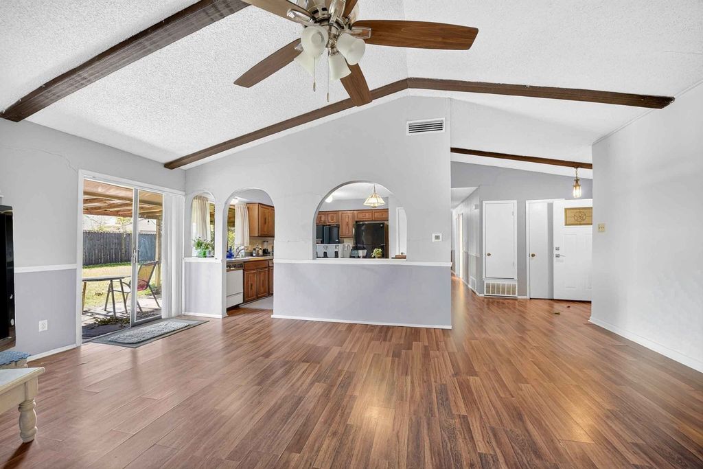 2010 Statler Drive, Carrollton, TX 75007 — photo 4