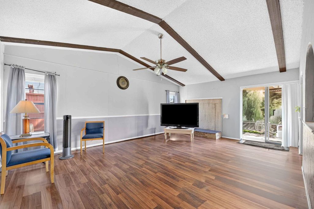 2010 Statler Drive, Carrollton, TX 75007 — photo 5