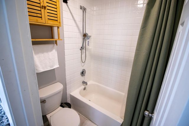 821 E Oltorf ST, Austin, TX 78704