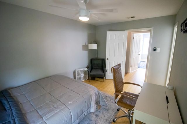 821 E Oltorf ST, Austin, TX 78704