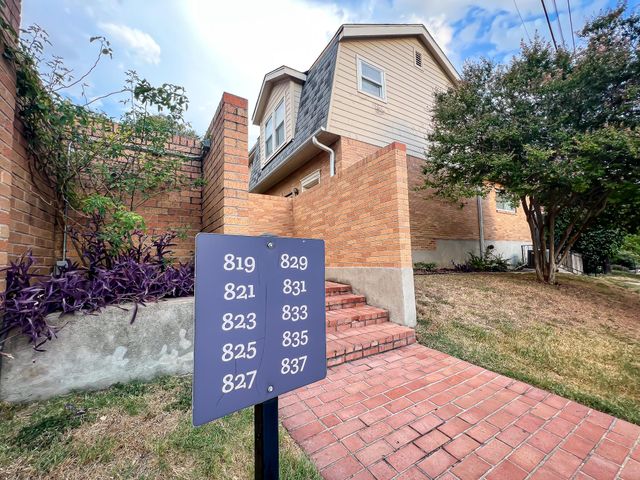 821 E Oltorf ST, Austin, TX 78704