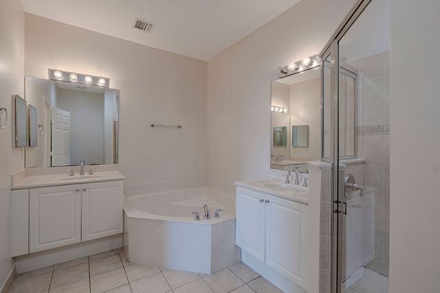 805 Middleton Drive SW, Vero Beach, FL 32962