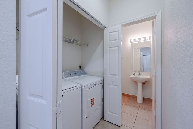 805 Middleton Drive SW, Vero Beach, FL 32962