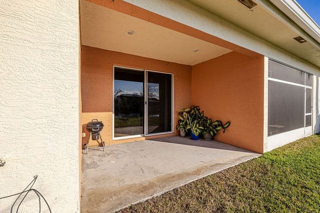 805 Middleton Drive SW, Vero Beach, FL 32962