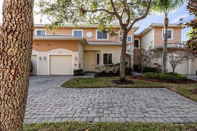 805 Middleton Drive SW, Vero Beach, FL 32962